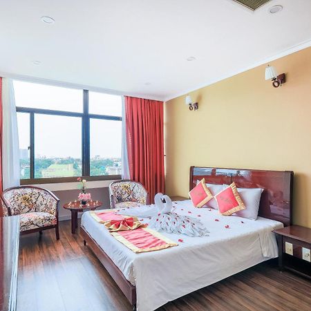 Vung Tau P&T Hotel Exterior photo