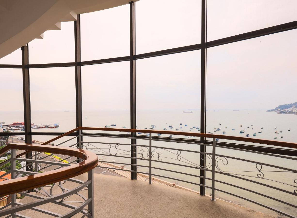 Vung Tau P&T Hotel Exterior photo