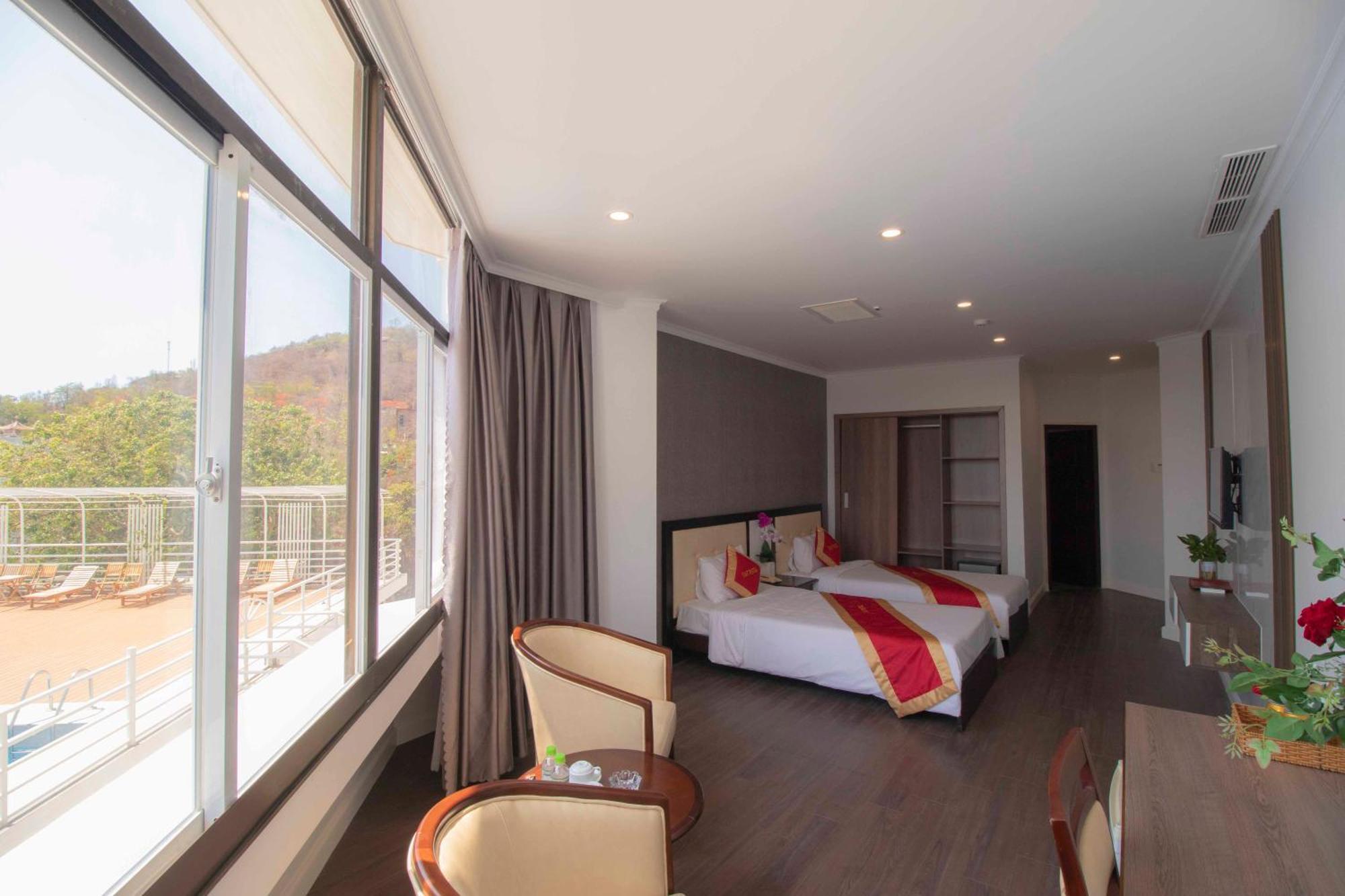 Vung Tau P&T Hotel Exterior photo