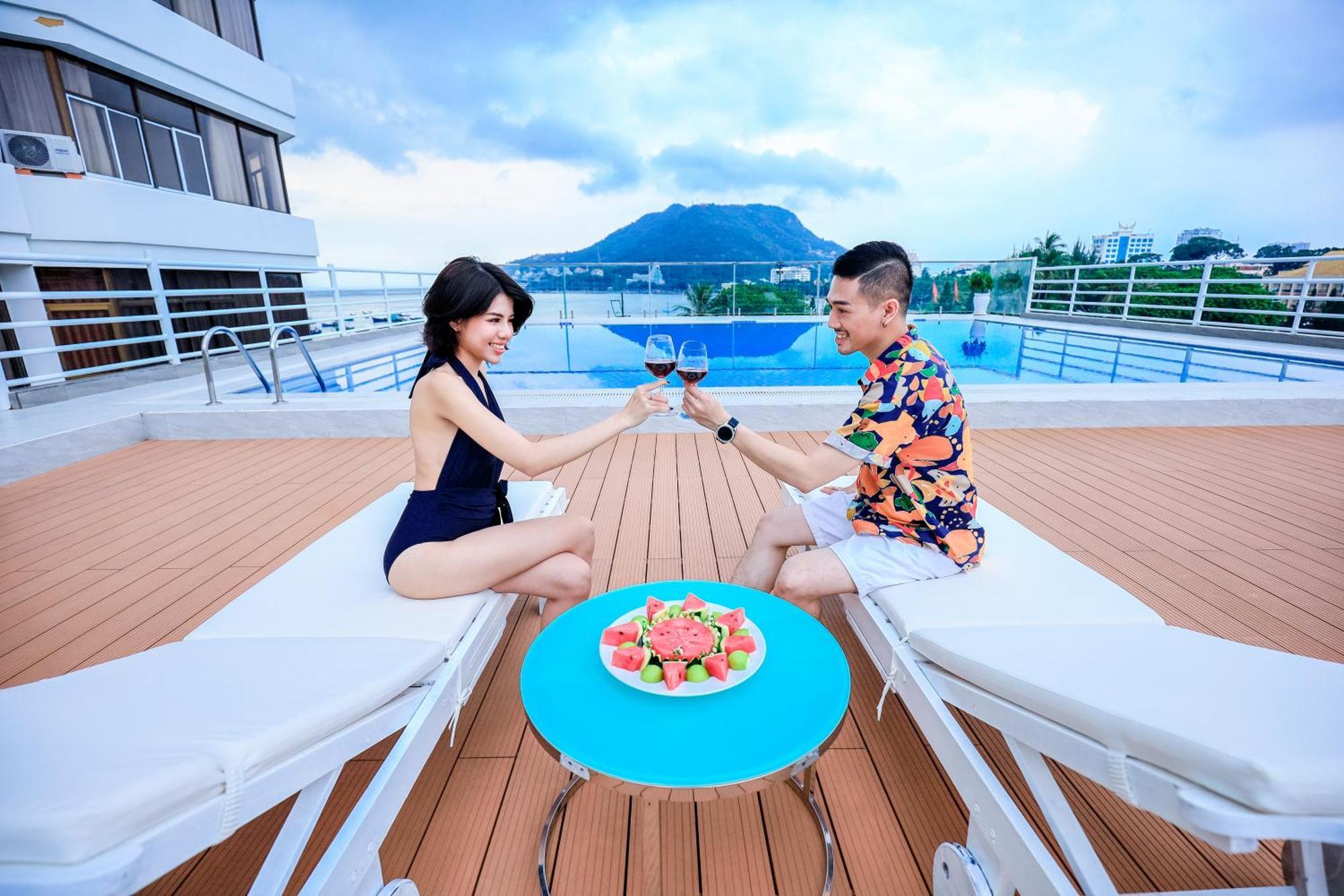 Vung Tau P&T Hotel Exterior photo