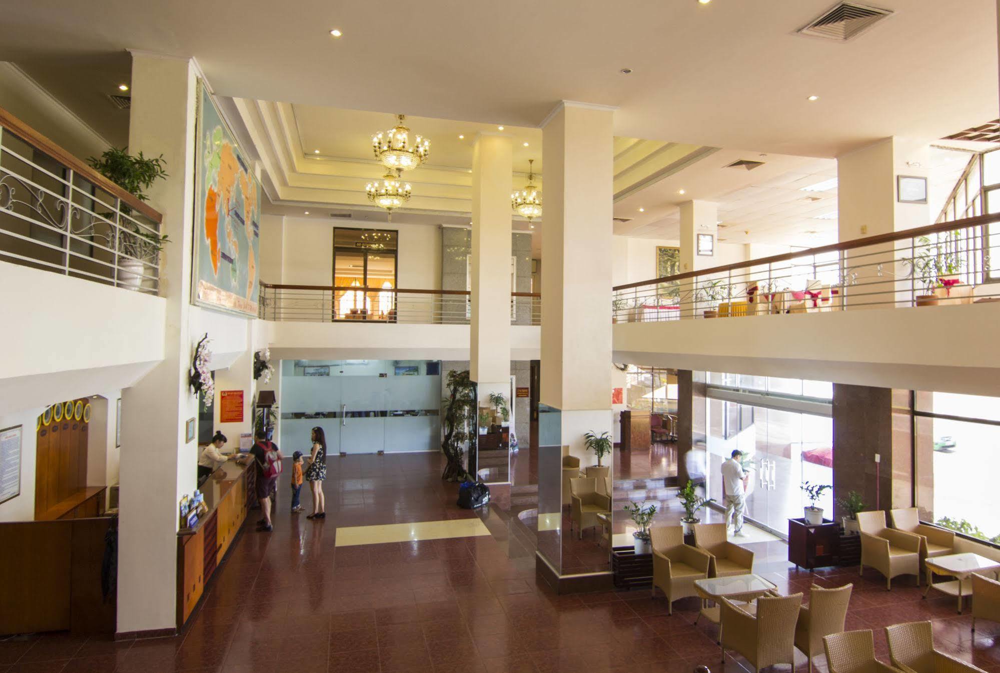 Vung Tau P&T Hotel Exterior photo